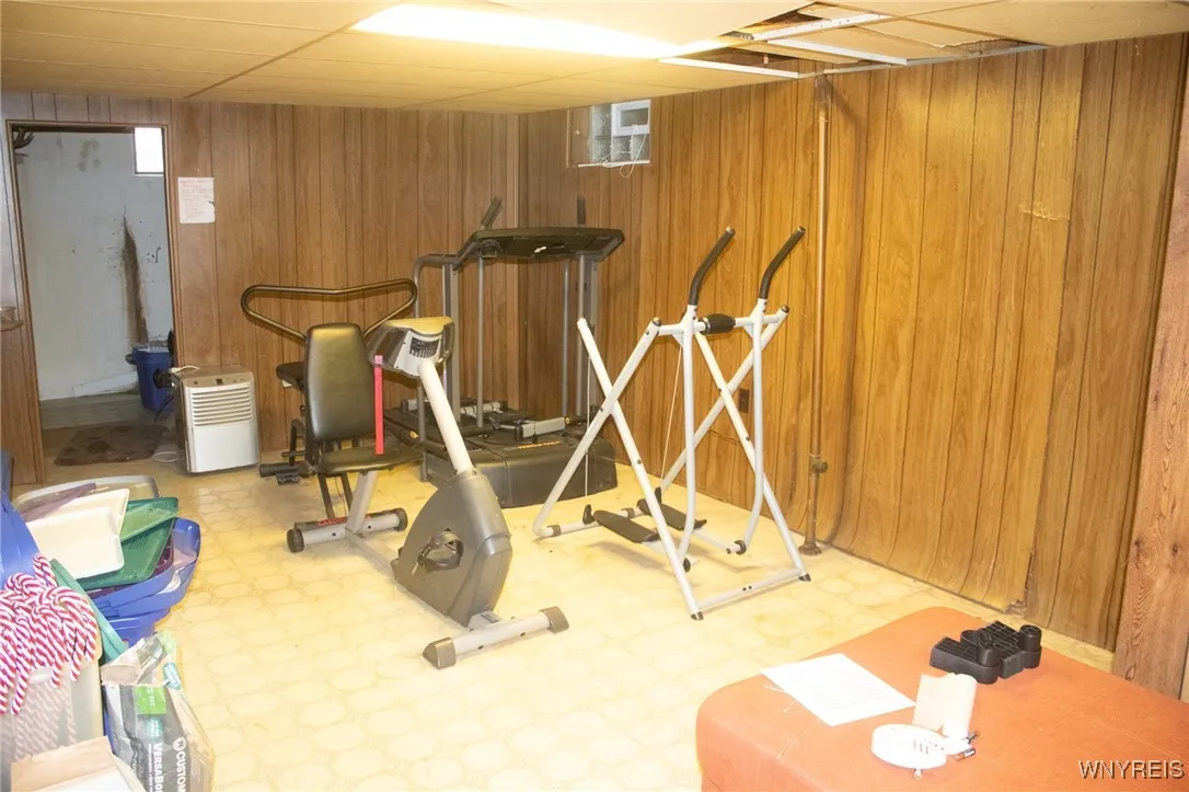 25 Oakwood Drive, Cheektowaga, New York 14227, Cheektowaga, New York 14227, 2 Bedrooms Bedrooms, 5 Rooms Rooms,1 BathroomBathrooms,Residential,For Sale,25 Oakwood Drive, Cheektowaga, New York 14227,B1632506