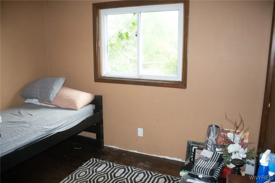 25 Oakwood Drive, Cheektowaga, New York 14227, Cheektowaga, New York 14227, 2 Bedrooms Bedrooms, 5 Rooms Rooms,1 BathroomBathrooms,Residential,For Sale,25 Oakwood Drive, Cheektowaga, New York 14227,B1632506