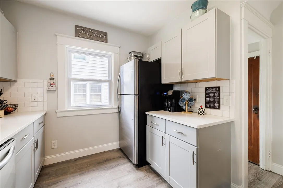 223 Navarre Road, Rochester, New York 14621, Rochester, New York 14621, 3 Bedrooms Bedrooms, 8 Rooms Rooms,1 BathroomBathrooms,Residential,For Sale,223 Navarre Road, Rochester, New York 14621,R1632634