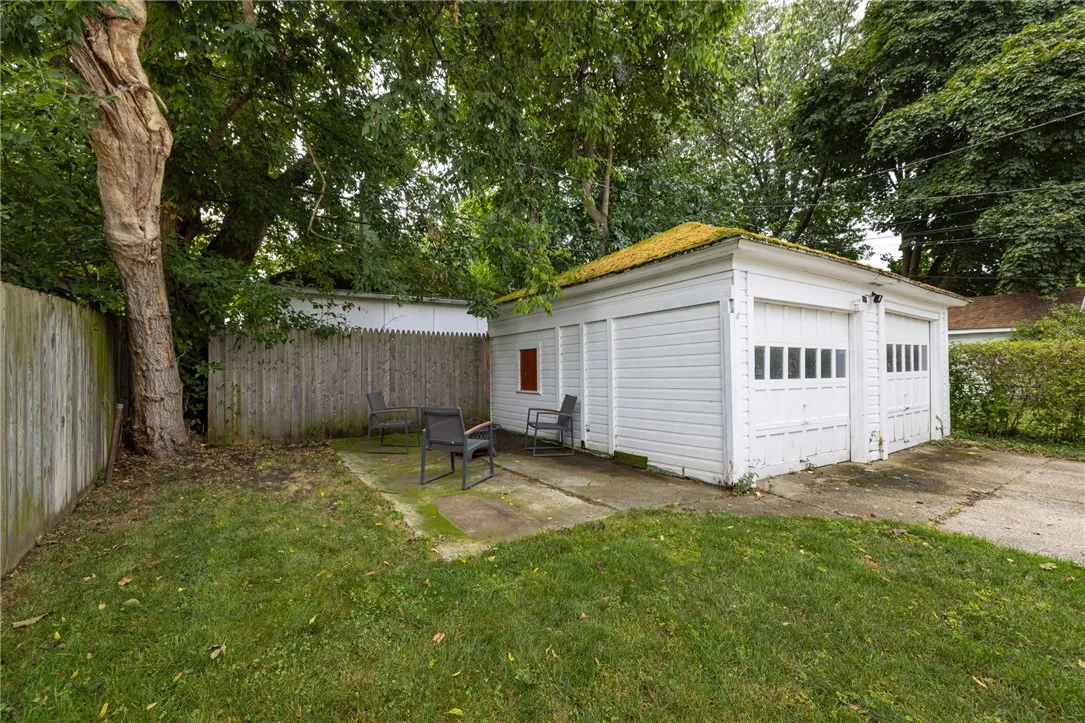 223 Navarre Road, Rochester, New York 14621, Rochester, New York 14621, 3 Bedrooms Bedrooms, 8 Rooms Rooms,1 BathroomBathrooms,Residential,For Sale,223 Navarre Road, Rochester, New York 14621,R1632634
