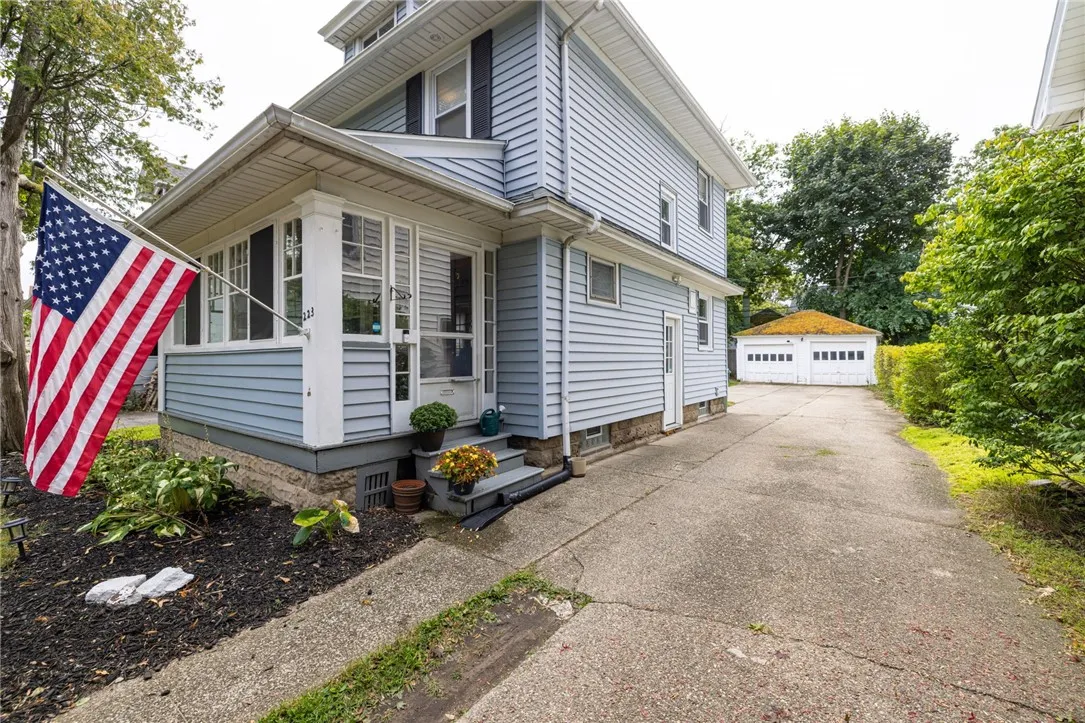 223 Navarre Road, Rochester, New York 14621, Rochester, New York 14621, 3 Bedrooms Bedrooms, 8 Rooms Rooms,1 BathroomBathrooms,Residential,For Sale,223 Navarre Road, Rochester, New York 14621,R1632634