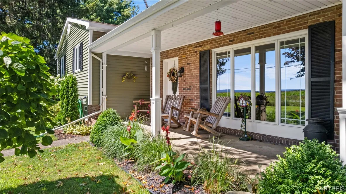 1133 Perry Road, Sheldon, New York 14145, Sheldon, New York 14145, 3 Bedrooms Bedrooms, 6 Rooms Rooms,2 BathroomsBathrooms,Residential,For Sale,1133 Perry Road, Sheldon, New York 14145,B1631582