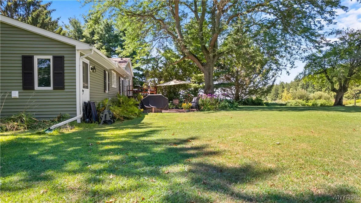 1133 Perry Road, Sheldon, New York 14145, Sheldon, New York 14145, 3 Bedrooms Bedrooms, 6 Rooms Rooms,2 BathroomsBathrooms,Residential,For Sale,1133 Perry Road, Sheldon, New York 14145,B1631582
