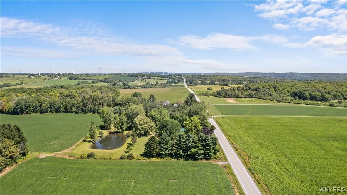 1133 Perry Road, Sheldon, New York 14145, Sheldon, New York 14145, 3 Bedrooms Bedrooms, 6 Rooms Rooms,2 BathroomsBathrooms,Residential,For Sale,1133 Perry Road, Sheldon, New York 14145,B1631582