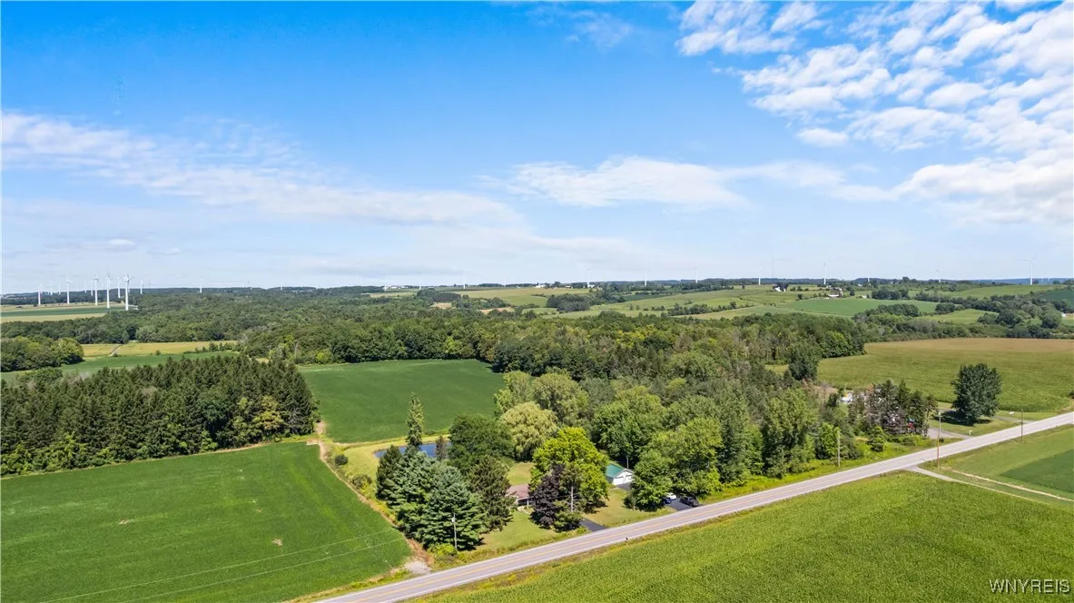 1133 Perry Road, Sheldon, New York 14145, Sheldon, New York 14145, 3 Bedrooms Bedrooms, 6 Rooms Rooms,2 BathroomsBathrooms,Residential,For Sale,1133 Perry Road, Sheldon, New York 14145,B1631582