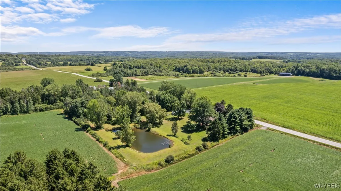 1133 Perry Road, Sheldon, New York 14145, Sheldon, New York 14145, 3 Bedrooms Bedrooms, 6 Rooms Rooms,2 BathroomsBathrooms,Residential,For Sale,1133 Perry Road, Sheldon, New York 14145,B1631582