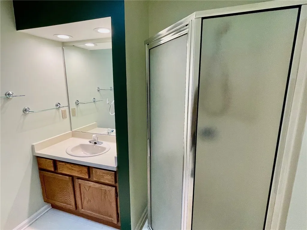 Primary Bedroom Bathroom