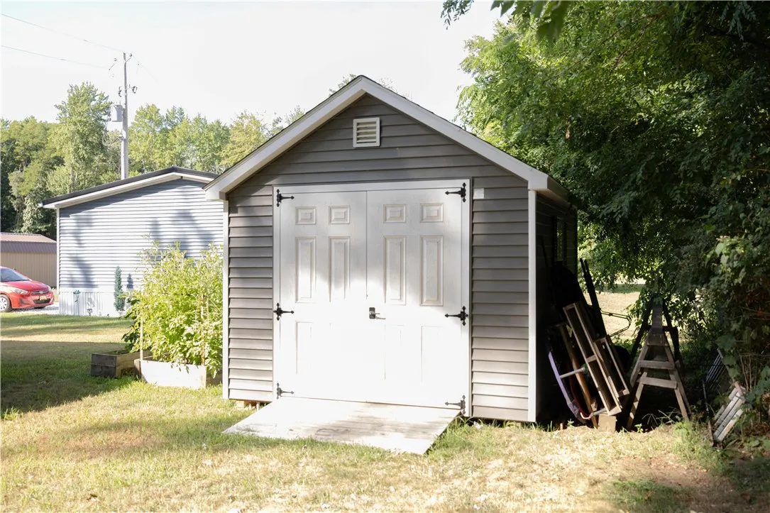 Shed
