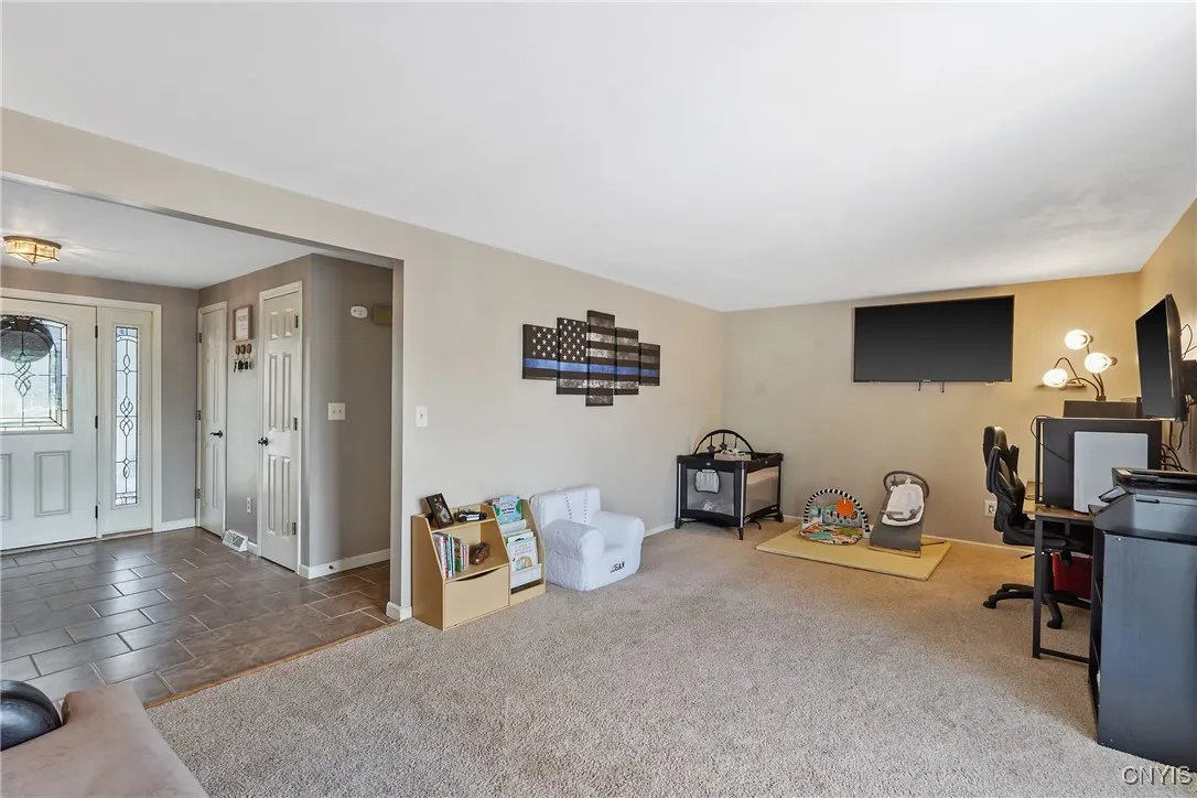 4778 Haverton Lane, Clay, New York 13090, Clay, New York 13090, 3 Bedrooms Bedrooms, 10 Rooms Rooms,1 BathroomBathrooms,Residential,Closed,4778 Haverton Lane, Clay, New York 13090,0,S1631923