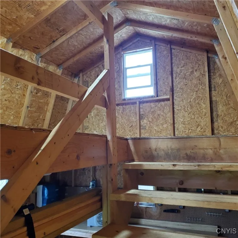   2nd floor on the red shed, views to the rear.