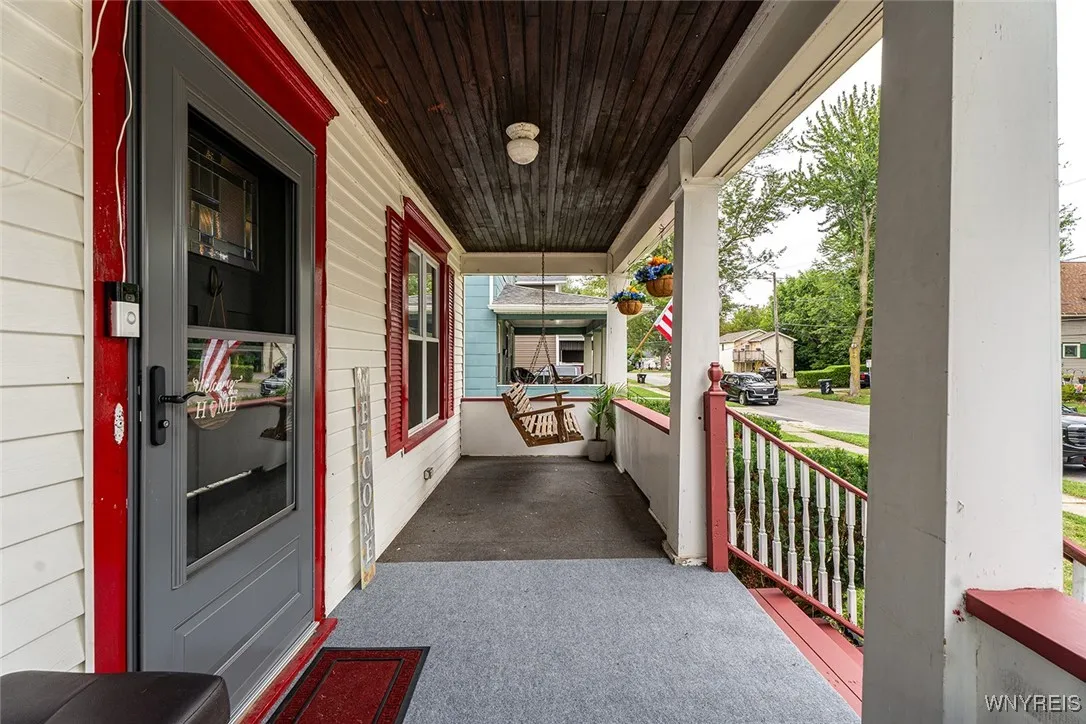 69 Simson Street, Tonawanda, New York 14150, Tonawanda, New York 14150, 3 Bedrooms Bedrooms, 11 Rooms Rooms,2 BathroomsBathrooms,Residential,Closed,69 Simson Street, Tonawanda, New York 14150,0,B1632514