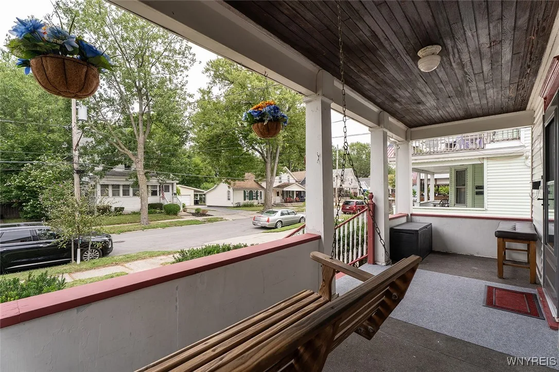 69 Simson Street, Tonawanda, New York 14150, Tonawanda, New York 14150, 3 Bedrooms Bedrooms, 11 Rooms Rooms,2 BathroomsBathrooms,Residential,Closed,69 Simson Street, Tonawanda, New York 14150,0,B1632514