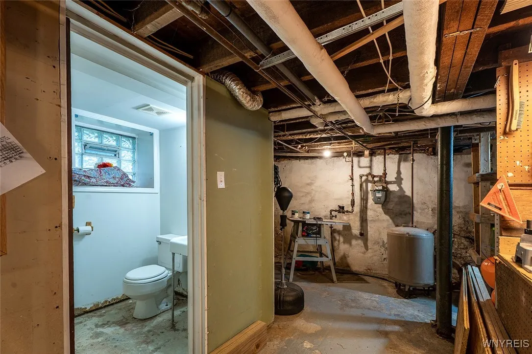 69 Simson Street, Tonawanda, New York 14150, Tonawanda, New York 14150, 3 Bedrooms Bedrooms, 11 Rooms Rooms,2 BathroomsBathrooms,Residential,Closed,69 Simson Street, Tonawanda, New York 14150,0,B1632514