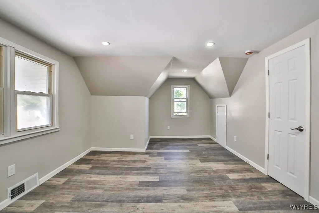 367 Phyllis Avenue, Buffalo, New York 14215, Buffalo, New York 14215, 3 Bedrooms Bedrooms, 7 Rooms Rooms,2 BathroomsBathrooms,Residential,For Sale,367 Phyllis Avenue, Buffalo, New York 14215,0,B1632686