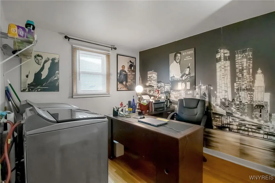 Washer and Dryer can be movved to basement
