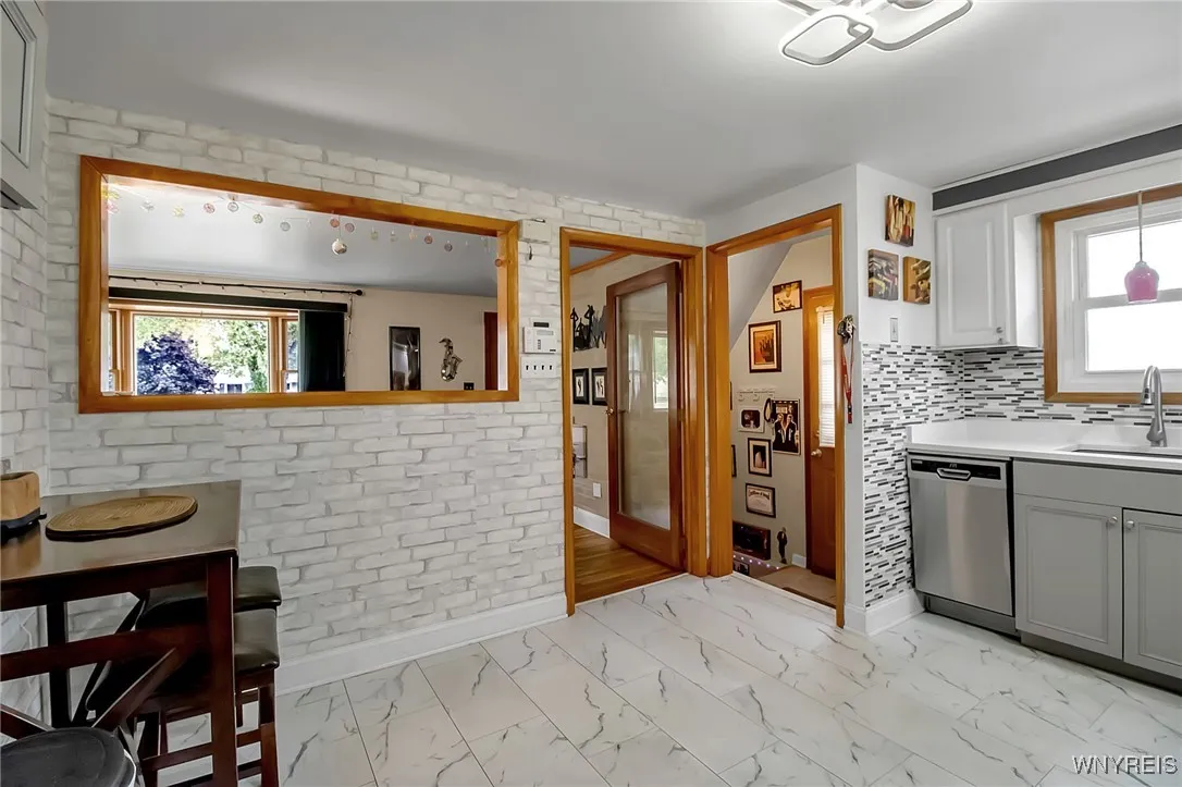 157 Newell Avenue, Tonawanda, New York 14150, Tonawanda, New York 14150, 3 Bedrooms Bedrooms, 6 Rooms Rooms,1 BathroomBathrooms,Residential,Closed,157 Newell Avenue, Tonawanda, New York 14150,0,B1631477