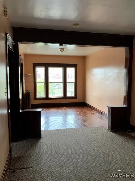562 Fargo Avenue, Buffalo, New York 14213, Buffalo, New York 14213, 2 Bedrooms Bedrooms, 5 Rooms Rooms,1 BathroomBathrooms,Residential Lease,For Rent,562 Fargo Avenue, Buffalo, New York 14213,B1632738
