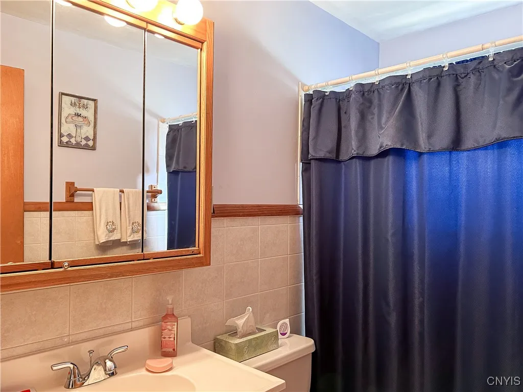 6463 Wembridge Drive, Dewitt, New York 13057, De Witt, New York 13057, 3 Bedrooms Bedrooms, 10 Rooms Rooms,1 BathroomBathrooms,Residential,Closed,6463 Wembridge Drive, Dewitt, New York 13057,0,S1632489