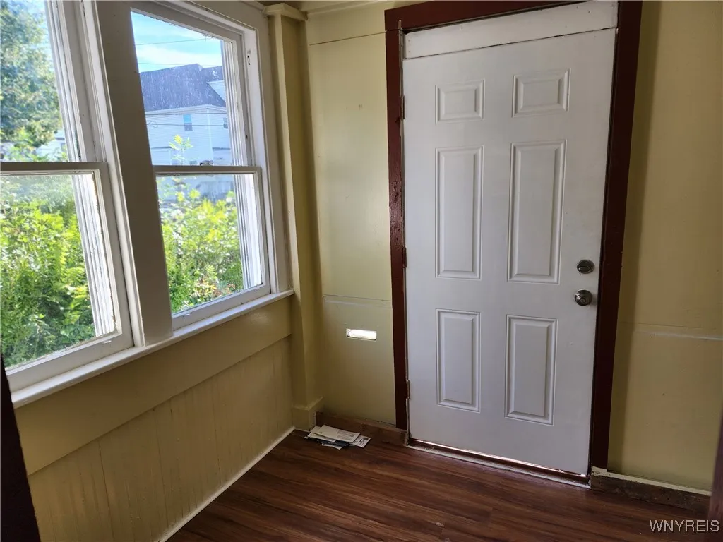13 Sprenger Avenue, Buffalo, New York 14211, Buffalo, New York 14211, 4 Bedrooms Bedrooms, ,2 BathroomsBathrooms,Residential,For Sale,13 Sprenger Avenue, Buffalo, New York 14211,0,B1632608