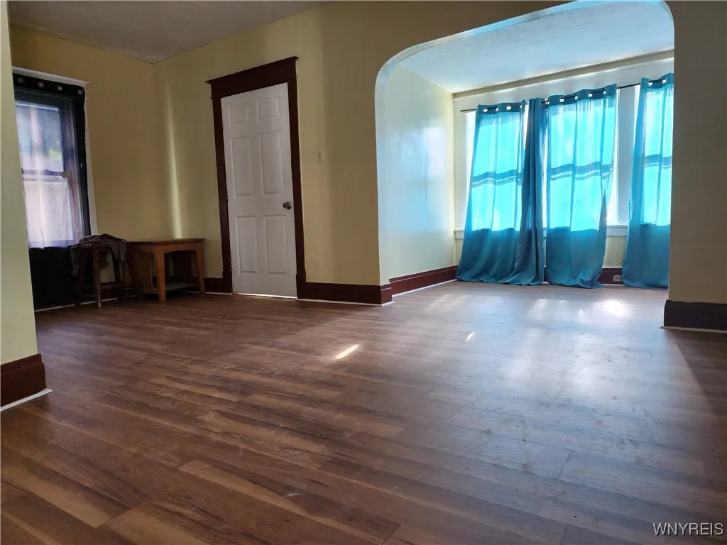13 Sprenger Avenue, Buffalo, New York 14211, Buffalo, New York 14211, 4 Bedrooms Bedrooms, ,2 BathroomsBathrooms,Residential,For Sale,13 Sprenger Avenue, Buffalo, New York 14211,0,B1632608