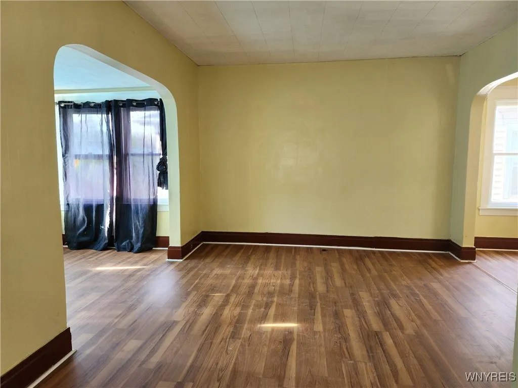 13 Sprenger Avenue, Buffalo, New York 14211, Buffalo, New York 14211, 4 Bedrooms Bedrooms, ,2 BathroomsBathrooms,Residential,For Sale,13 Sprenger Avenue, Buffalo, New York 14211,0,B1632608