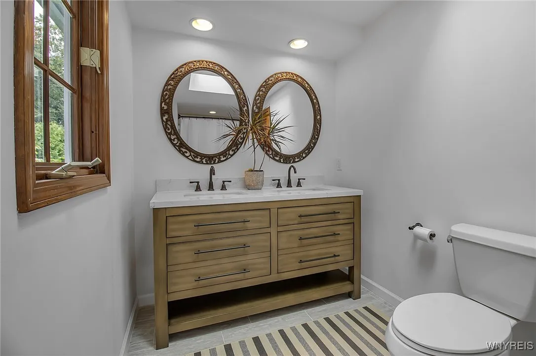 132 Southwedge Drive, Amherst, New York 14068, Amherst, New York 14068, 4 Bedrooms Bedrooms, 8 Rooms Rooms,2 BathroomsBathrooms,Residential,Closed,132 Southwedge Drive, Amherst, New York 14068,0,B1631272