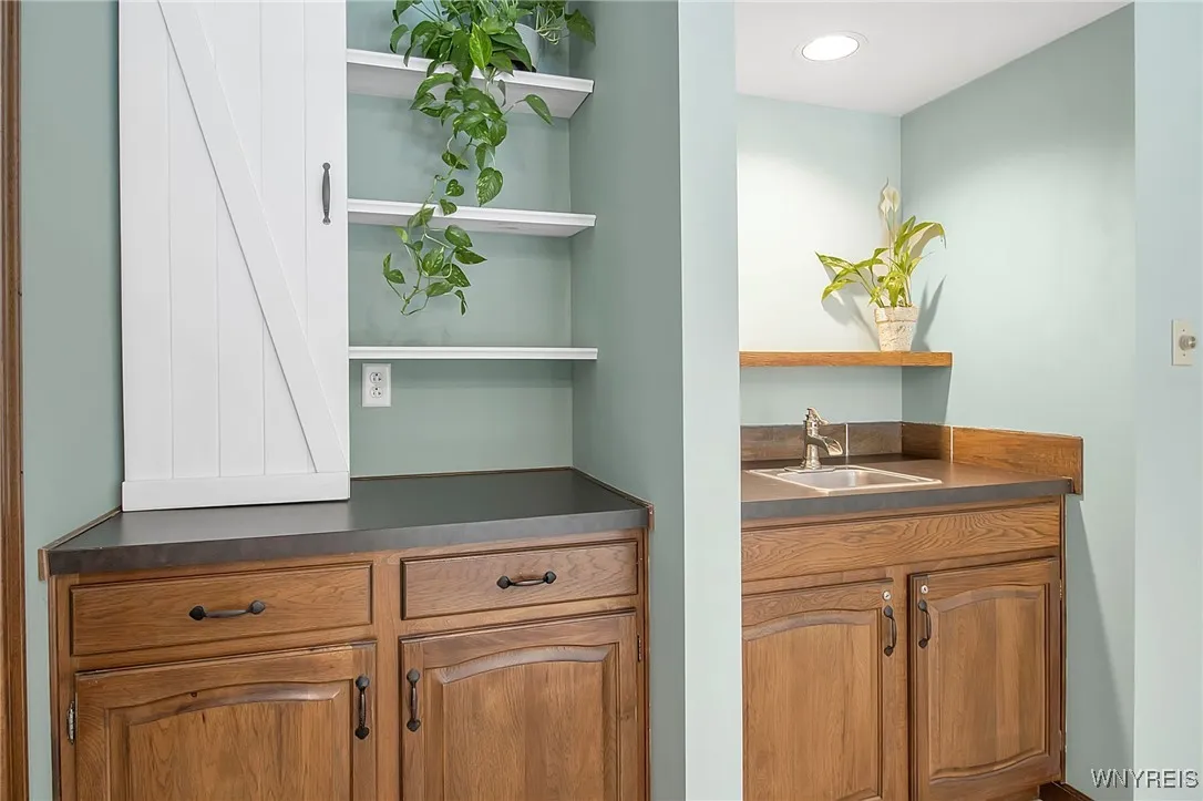 132 Southwedge Drive, Amherst, New York 14068, Amherst, New York 14068, 4 Bedrooms Bedrooms, 8 Rooms Rooms,2 BathroomsBathrooms,Residential,Closed,132 Southwedge Drive, Amherst, New York 14068,0,B1631272