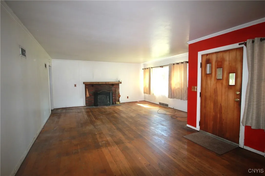 301 Winchester Road, Dewitt, New York 13057, De Witt, New York 13057, 3 Bedrooms Bedrooms, 5 Rooms Rooms,1 BathroomBathrooms,Residential,For Sale,301 Winchester Road, Dewitt, New York 13057,S1632717