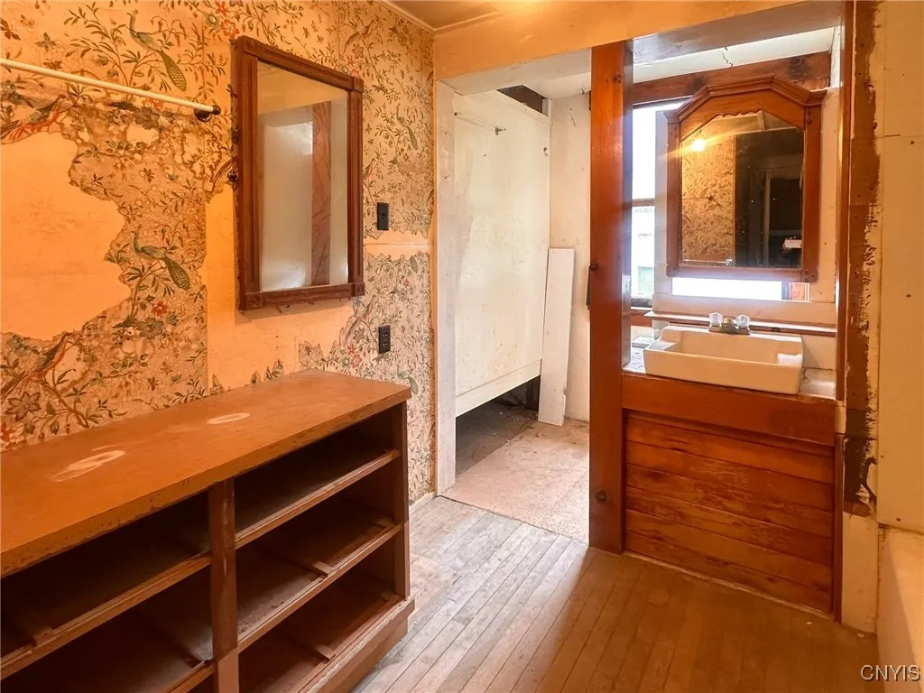 620 East Monroe Street, Little Falls City, New Yor, Little Falls City, New York 13365, 4 Bedrooms Bedrooms, 8 Rooms Rooms,1 BathroomBathrooms,Residential,Closed,620 East Monroe Street, Little Falls City, New Yor,0,S1632782