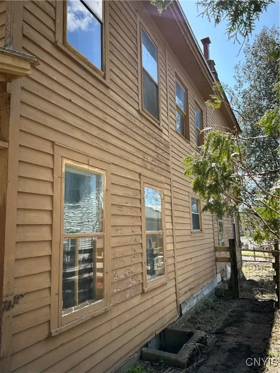 620 East Monroe Street, Little Falls City, New Yor, Little Falls City, New York 13365, 4 Bedrooms Bedrooms, 8 Rooms Rooms,1 BathroomBathrooms,Residential,Closed,620 East Monroe Street, Little Falls City, New Yor,0,S1632782