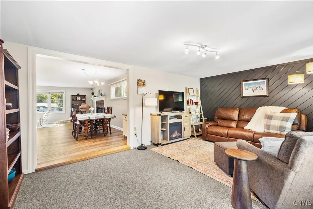 423 Churchill Lane, Manlius, New York 13066, Manlius, New York 13066, 5 Bedrooms Bedrooms, 10 Rooms Rooms,2 BathroomsBathrooms,Residential,Closed,423 Churchill Lane, Manlius, New York 13066,0,S1632313
