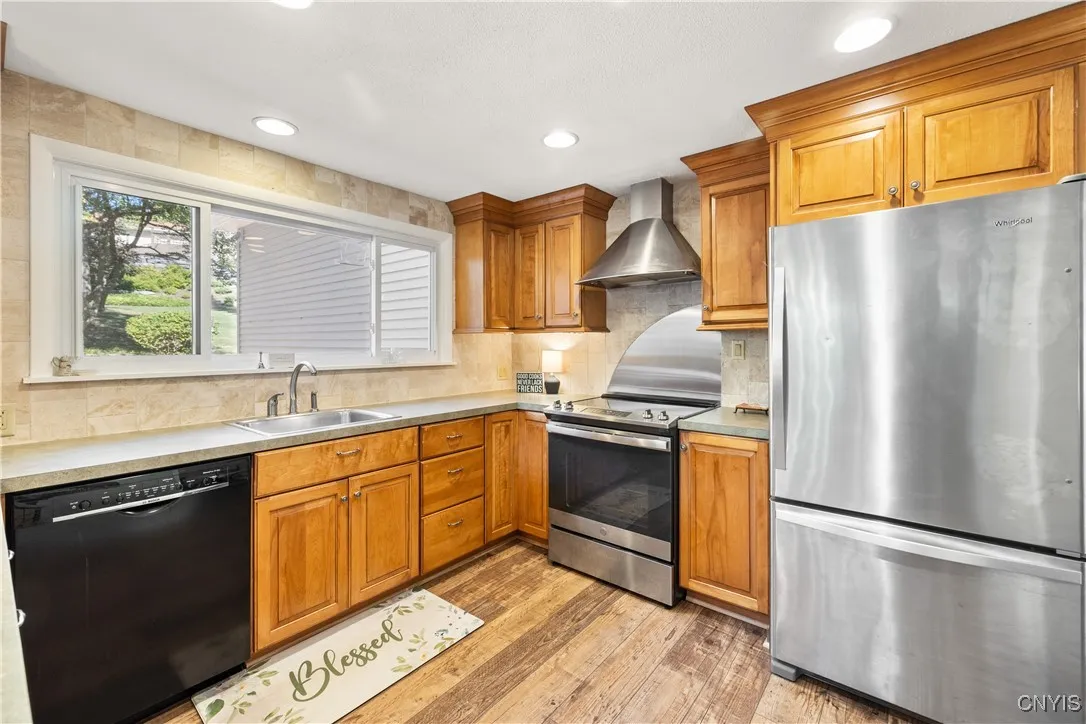 423 Churchill Lane, Manlius, New York 13066, Manlius, New York 13066, 5 Bedrooms Bedrooms, 10 Rooms Rooms,2 BathroomsBathrooms,Residential,Closed,423 Churchill Lane, Manlius, New York 13066,0,S1632313