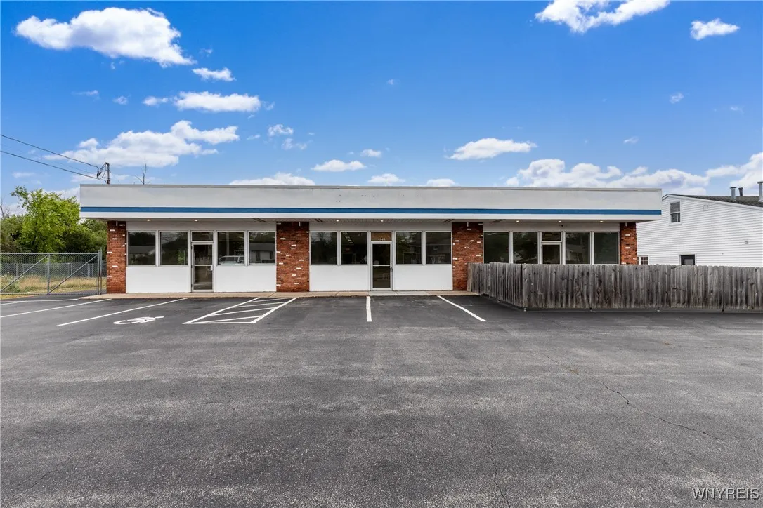 6640 Lincoln Avenue, Lockport Town, New York 14094, Lockport Town, New York 14094, ,Commercial Sale,Closed,6640 Lincoln Avenue, Lockport Town, New York 14094,0,B1632744