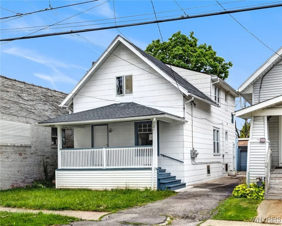 265 Hagen Street, Buffalo, New York 14215, Buffalo, New York 14215, 3 Bedrooms Bedrooms, ,2 BathroomsBathrooms,Residential,Closed,265 Hagen Street, Buffalo, New York 14215,0,B1632798