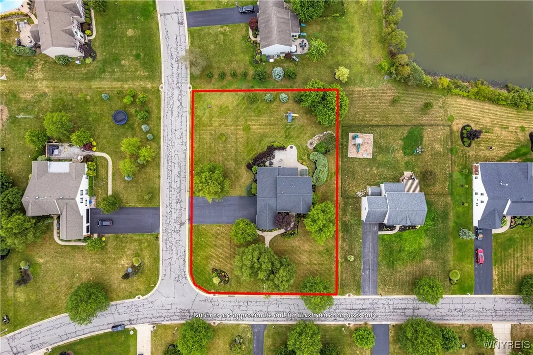 95 Graystone Lane, Orchard Park, New York 14127, Orchard Park, New York 14127, 4 Bedrooms Bedrooms, 11 Rooms Rooms,4 BathroomsBathrooms,Residential,For Sale,95 Graystone Lane, Orchard Park, New York 14127,B1632791