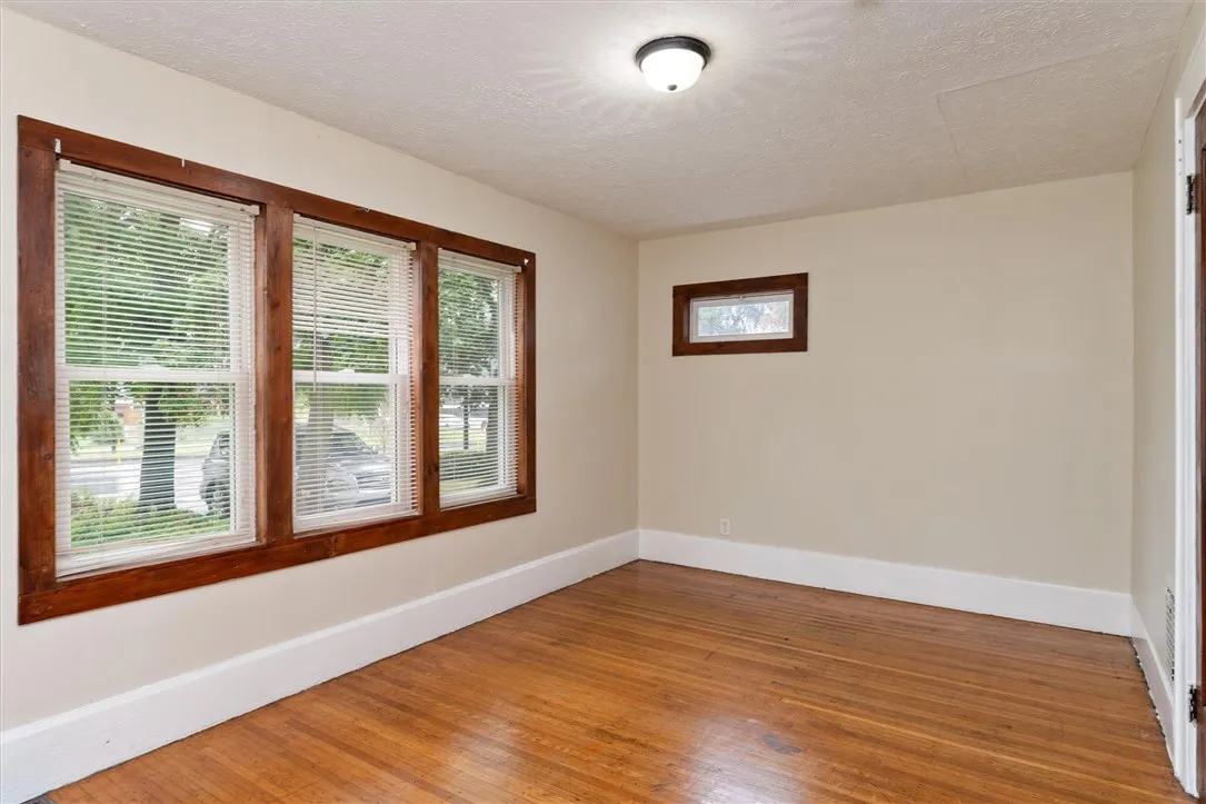19 Genesee Park Boulevard, Rochester, New York 146, Rochester, New York 14611, 3 Bedrooms Bedrooms, 8 Rooms Rooms,1 BathroomBathrooms,Residential Lease,For Rent,19 Genesee Park Boulevard, Rochester, New York 146,R1632800