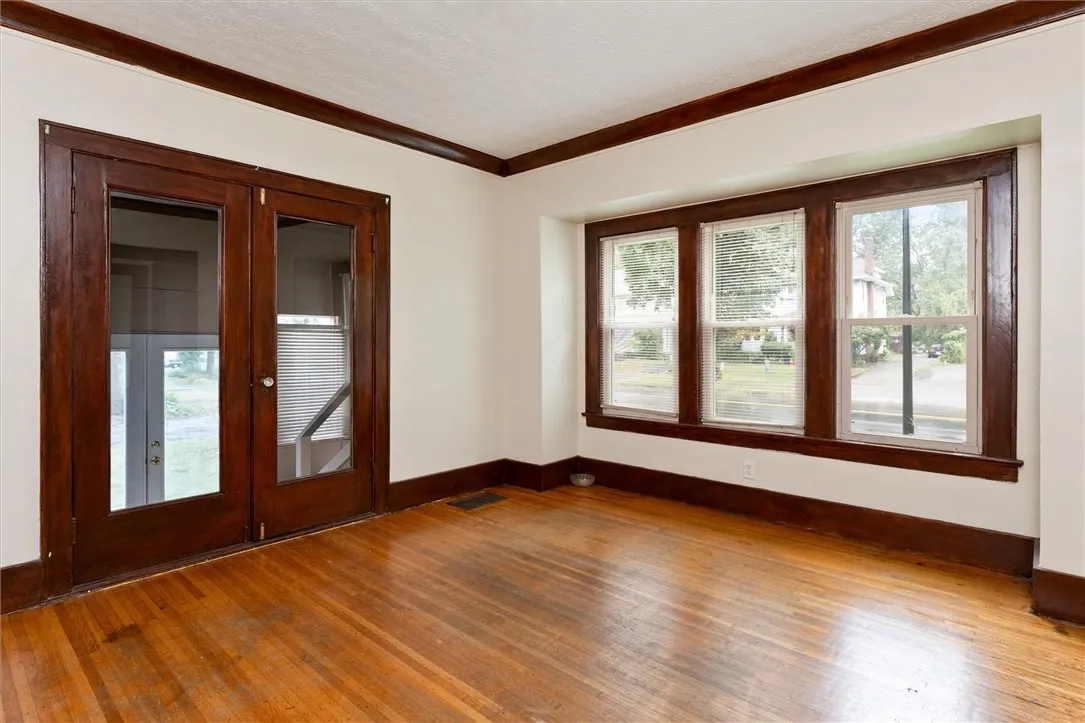 19 Genesee Park Boulevard, Rochester, New York 146, Rochester, New York 14611, 3 Bedrooms Bedrooms, 8 Rooms Rooms,1 BathroomBathrooms,Residential Lease,For Rent,19 Genesee Park Boulevard, Rochester, New York 146,R1632800