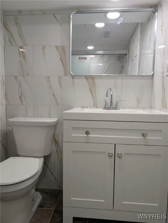 234 Floradale Avenue, Tonawanda, New York 14150, Tonawanda, New York 14150, 3 Bedrooms Bedrooms, 5 Rooms Rooms,2 BathroomsBathrooms,Residential Lease,For Rent,234 Floradale Avenue, Tonawanda, New York 14150,B1632799