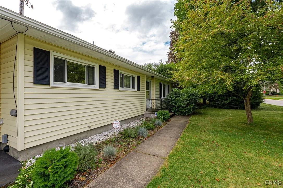 1515 Gibson Road, Utica, New York 13501, Utica, New York 13501, 3 Bedrooms Bedrooms, 6 Rooms Rooms,1 BathroomBathrooms,Residential,For Sale,1515 Gibson Road, Utica, New York 13501,S1632705