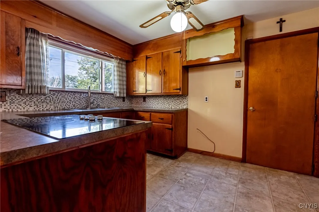 1515 Gibson Road, Utica, New York 13501, Utica, New York 13501, 3 Bedrooms Bedrooms, 6 Rooms Rooms,1 BathroomBathrooms,Residential,For Sale,1515 Gibson Road, Utica, New York 13501,S1632705