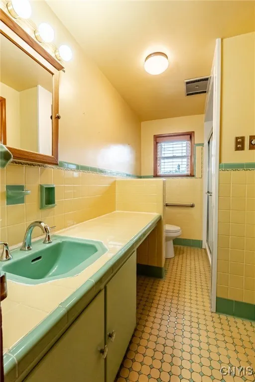1515 Gibson Road, Utica, New York 13501, Utica, New York 13501, 3 Bedrooms Bedrooms, 6 Rooms Rooms,1 BathroomBathrooms,Residential,For Sale,1515 Gibson Road, Utica, New York 13501,S1632705