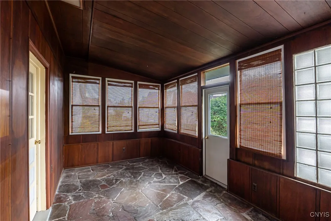 1515 Gibson Road, Utica, New York 13501, Utica, New York 13501, 3 Bedrooms Bedrooms, 6 Rooms Rooms,1 BathroomBathrooms,Residential,For Sale,1515 Gibson Road, Utica, New York 13501,S1632705