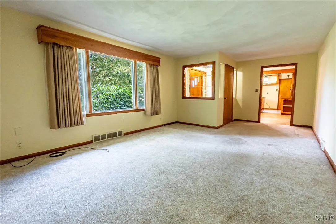 1515 Gibson Road, Utica, New York 13501, Utica, New York 13501, 3 Bedrooms Bedrooms, 6 Rooms Rooms,1 BathroomBathrooms,Residential,For Sale,1515 Gibson Road, Utica, New York 13501,S1632705
