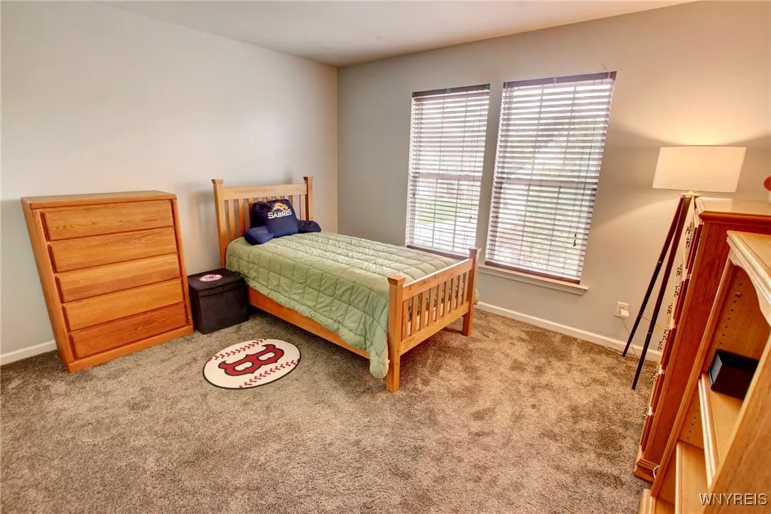 6162 Woodford Drive, Hamburg, New York 14085, Hamburg, New York 14085, 3 Bedrooms Bedrooms, 8 Rooms Rooms,2 BathroomsBathrooms,Residential,For Sale,6162 Woodford Drive, Hamburg, New York 14085,B1632763