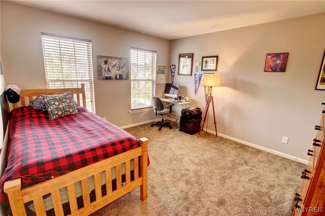6162 Woodford Drive, Hamburg, New York 14085, Hamburg, New York 14085, 3 Bedrooms Bedrooms, 8 Rooms Rooms,2 BathroomsBathrooms,Residential,For Sale,6162 Woodford Drive, Hamburg, New York 14085,B1632763