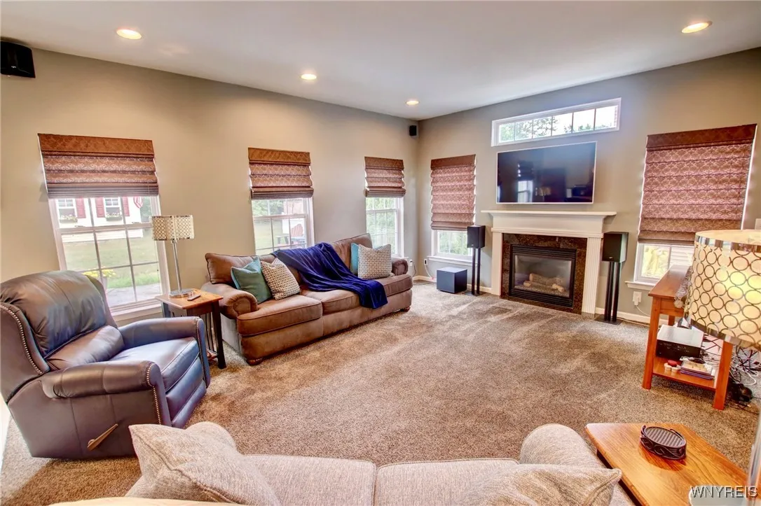 6162 Woodford Drive, Hamburg, New York 14085, Hamburg, New York 14085, 3 Bedrooms Bedrooms, 8 Rooms Rooms,2 BathroomsBathrooms,Residential,For Sale,6162 Woodford Drive, Hamburg, New York 14085,B1632763