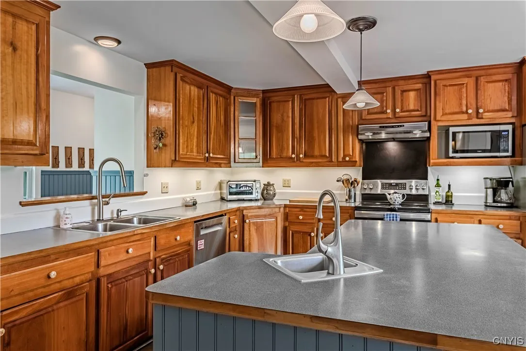 8315 Old Poland Road, Trenton, New York 13304, Trenton, New York 13304, 4 Bedrooms Bedrooms, 10 Rooms Rooms,2 BathroomsBathrooms,Residential,For Sale,8315 Old Poland Road, Trenton, New York 13304,S1632732