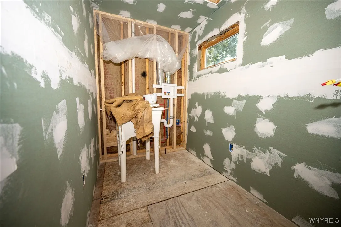 531 Marilla Street, Buffalo, New York 14220, Buffalo, New York 14220, 3 Bedrooms Bedrooms, 7 Rooms Rooms,2 BathroomsBathrooms,Residential,For Sale,531 Marilla Street, Buffalo, New York 14220,0,B1631353