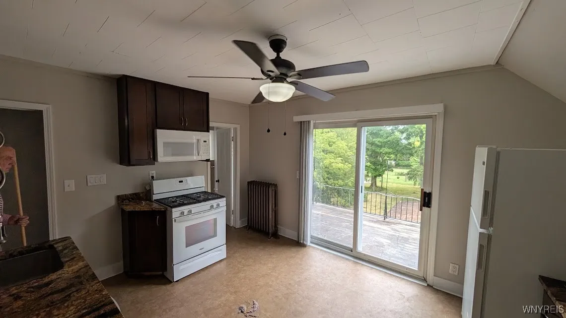 166 Glen Avenue, Amherst, New York 14221, Amherst, New York 14221, 2 Bedrooms Bedrooms, 4 Rooms Rooms,1 BathroomBathrooms,Residential Lease,For Rent,166 Glen Avenue, Amherst, New York 14221,B1632818
