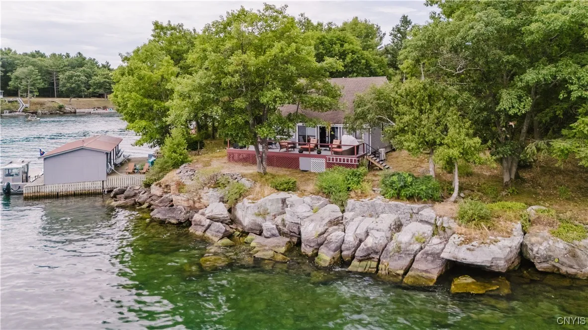 Little Round Island